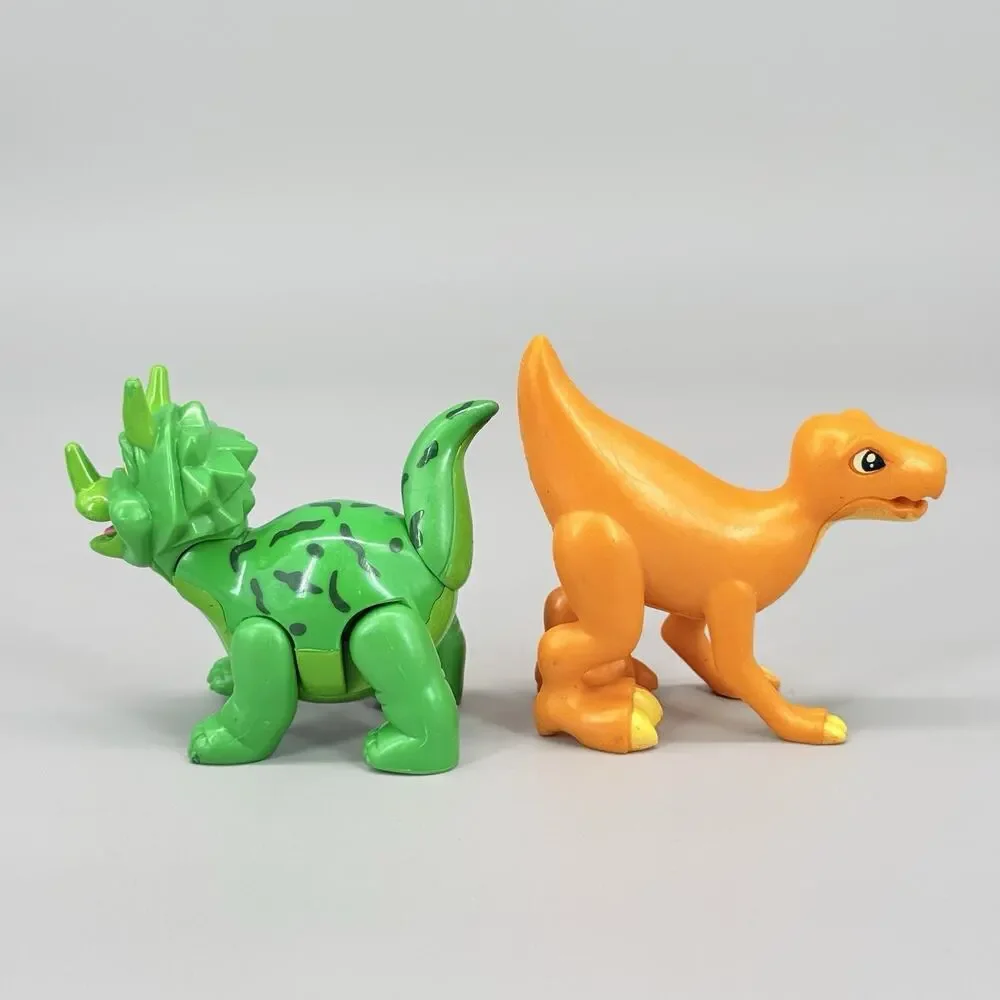 Large Dinosaur Truck Hauler Vehicle With Dinosaurs Dinos Trex Triceratops
